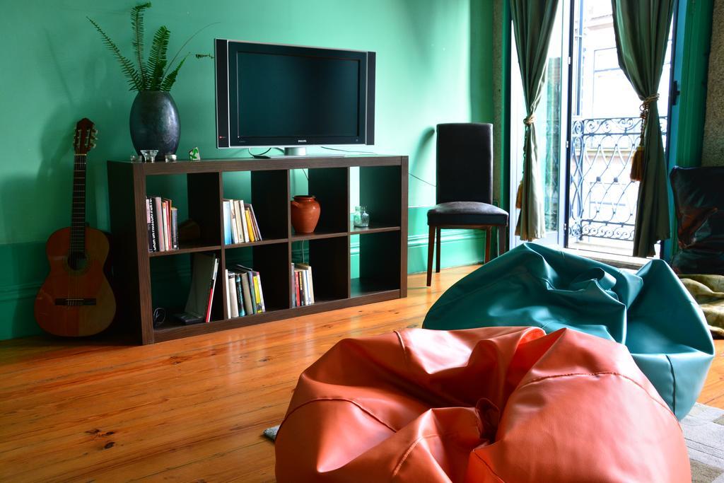 Alma Porto Hostel Экстерьер фото